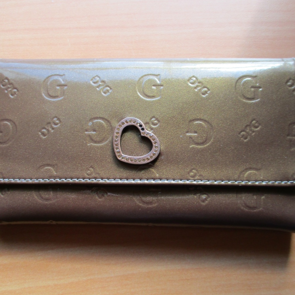 Guess Handbag With Matching Wallet - image 1